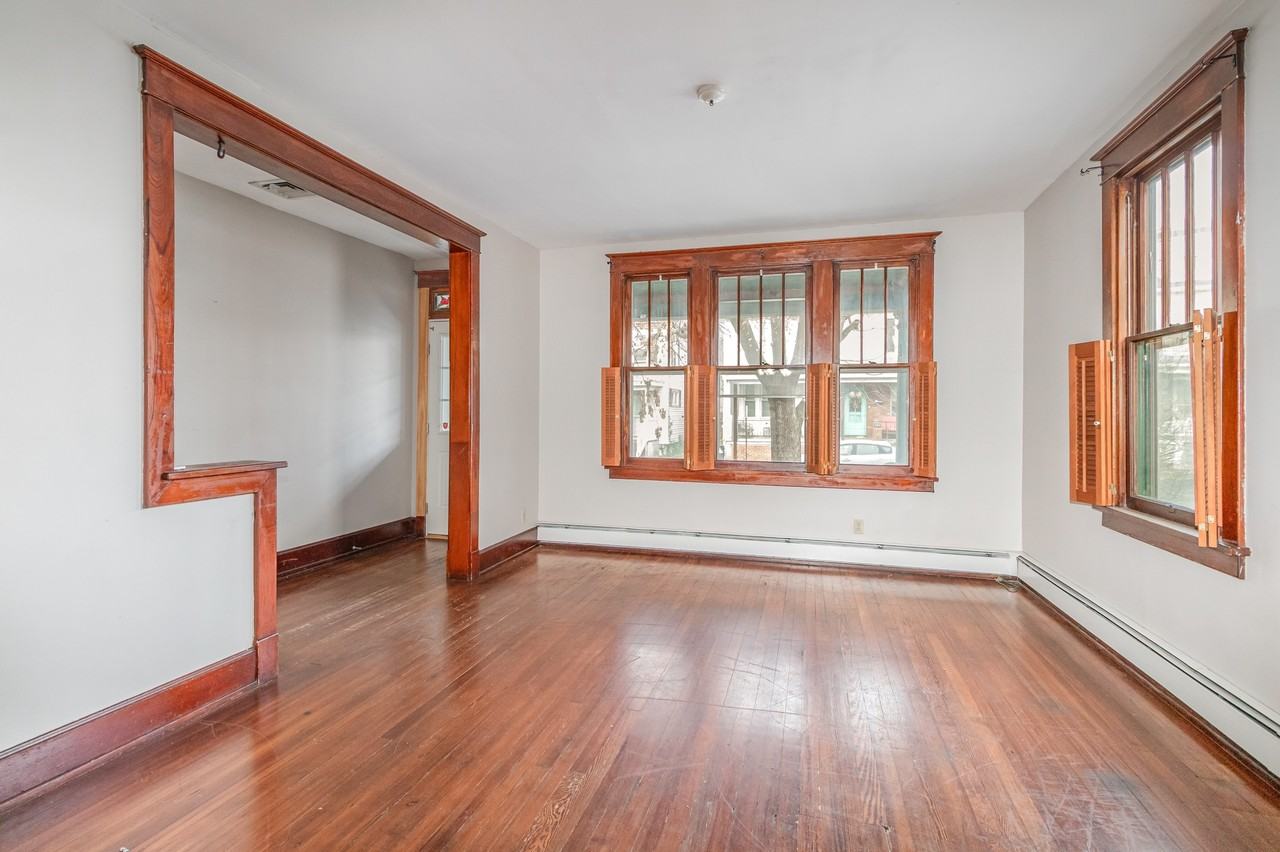 429 S Pitt St #1 - Photo 2 of 19