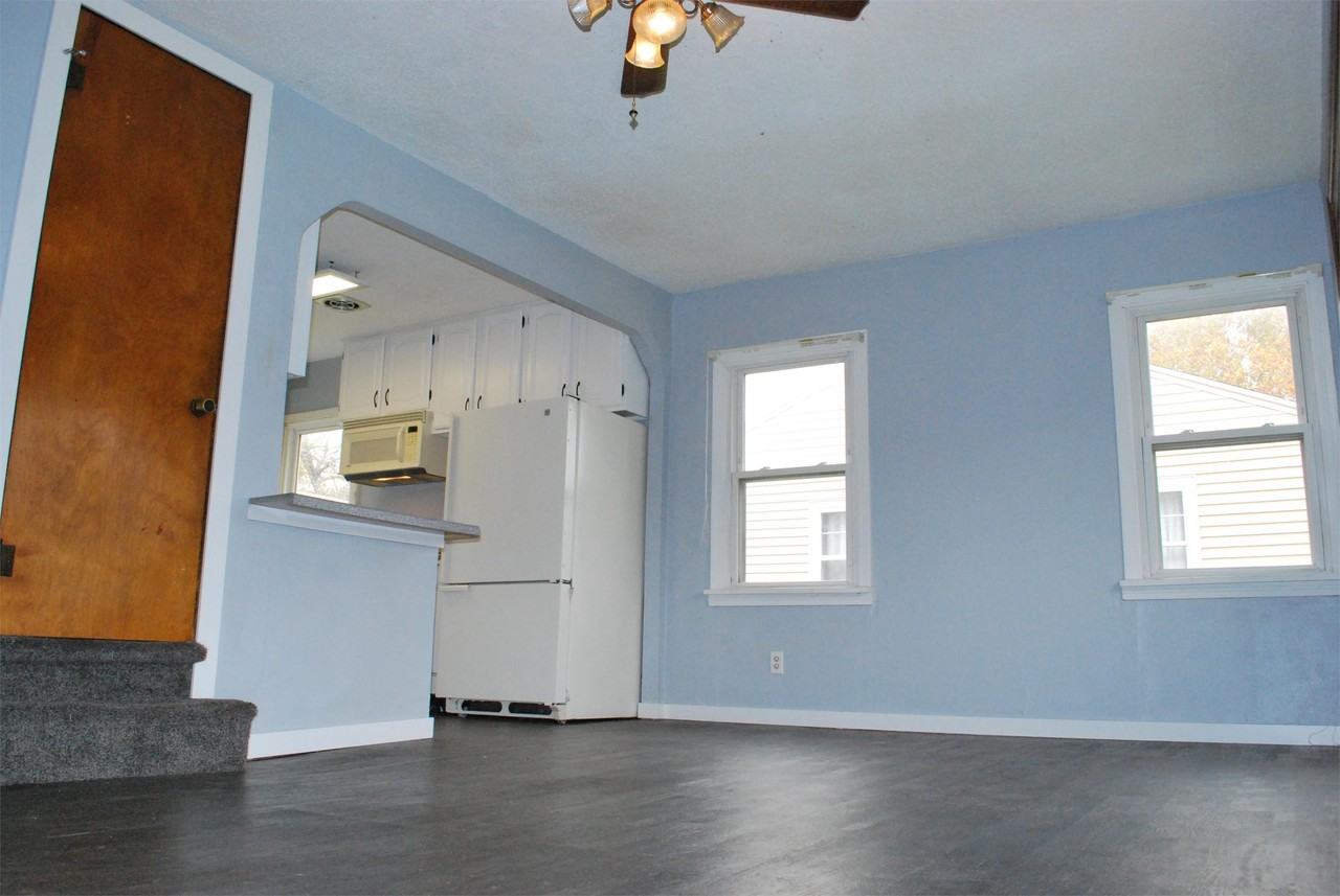 1732 Wilson Ave Sw - Photo 2 of 15