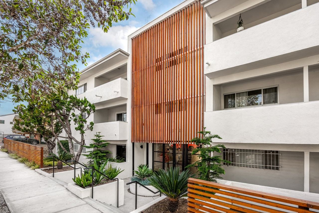 West Brent Apartments - Photo 3 of 50