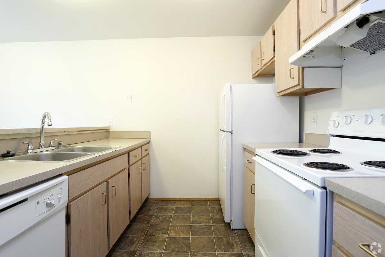 North Creek Heights Apartments - Photo 2 of 24