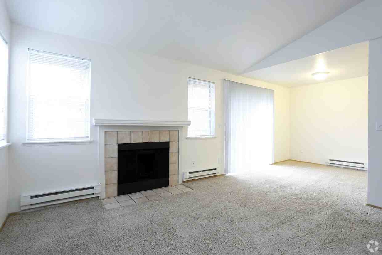 North Creek Heights Apartments - Photo 6 of 24