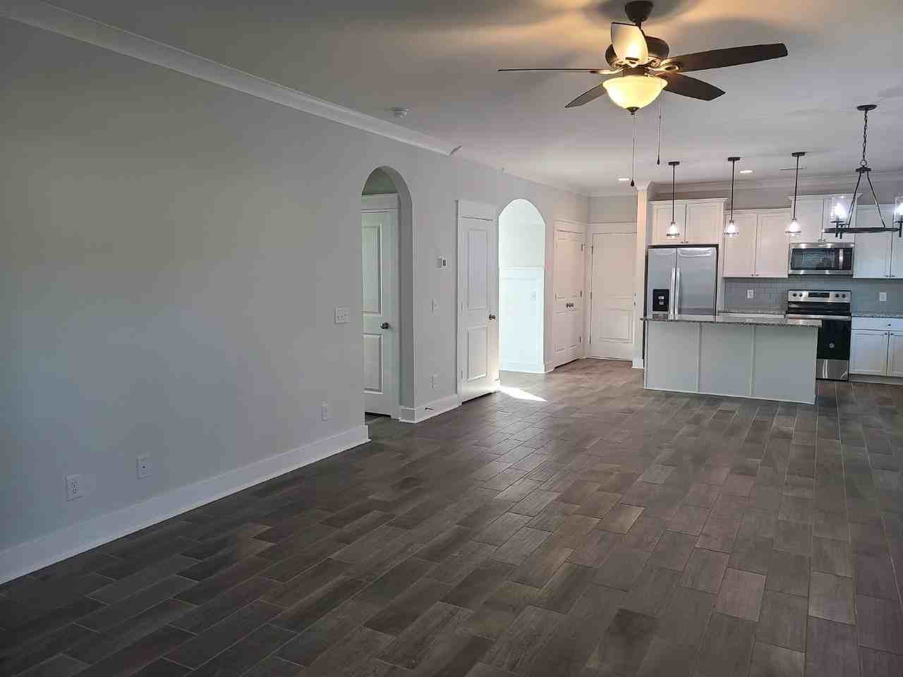 37 Mangrove St - Photo 5 of 21