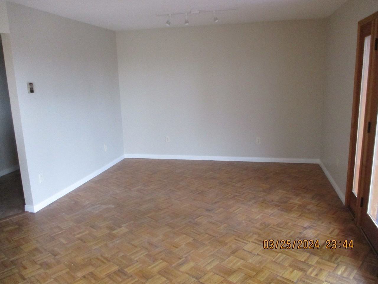 2000 W Willis - Photo 4 of 24