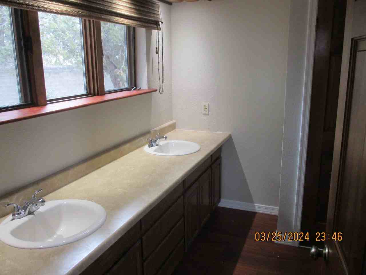 2000 W Willis - Photo 7 of 24