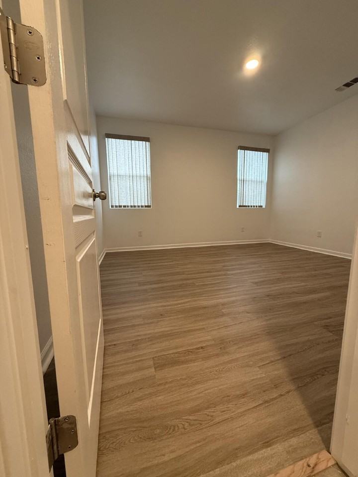 86 Solano Street - Photo 3 of 4