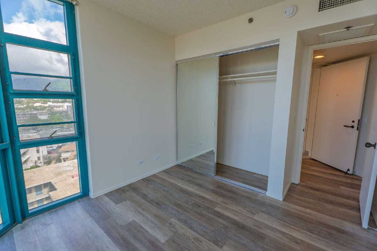 745 Isenberg Street - Photo 6 of 15