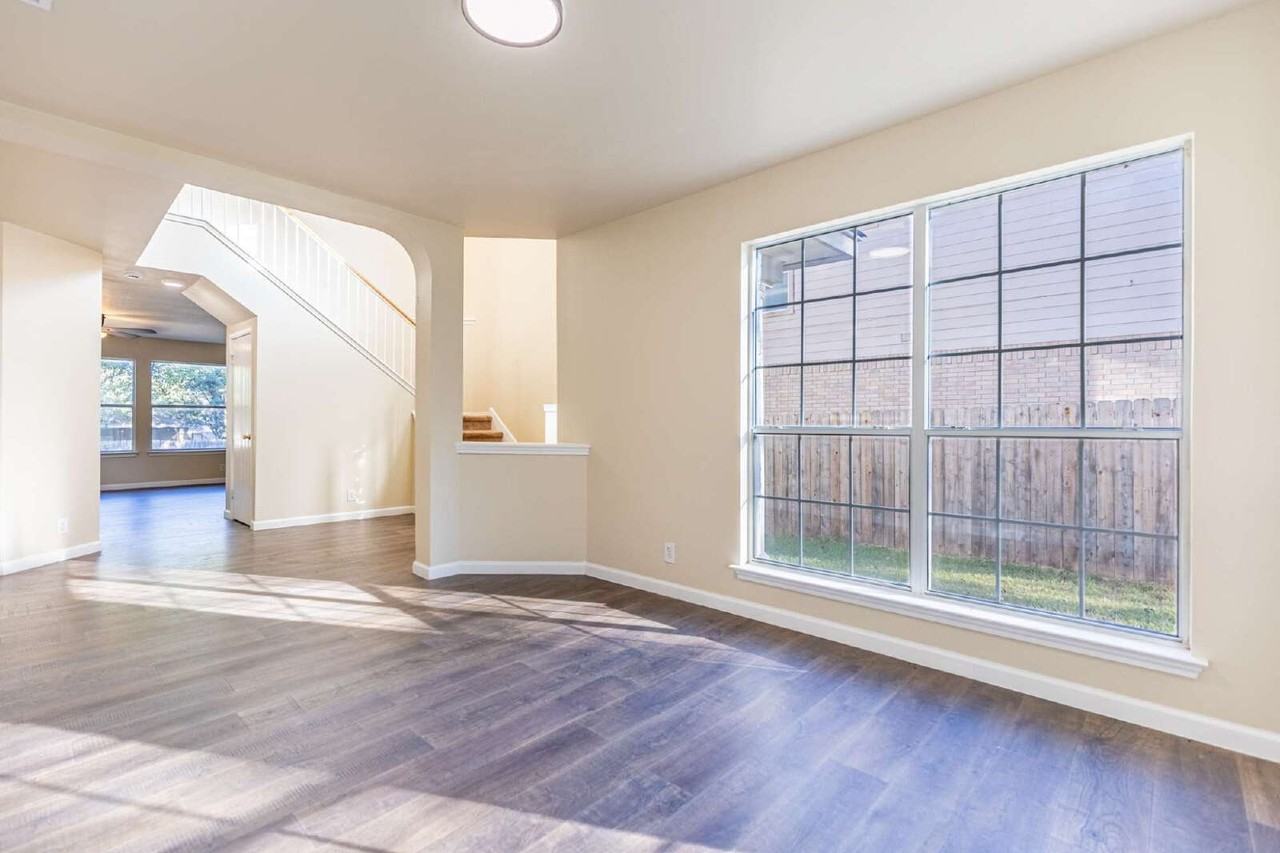 5319 Stormy Breeze - Photo 5 of 35