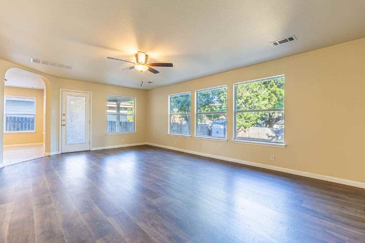 5319 Stormy Breeze - Photo 6 of 35