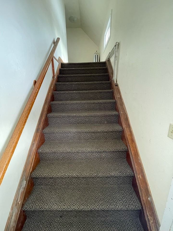 625 Lewis St #A - Photo 4 of 26