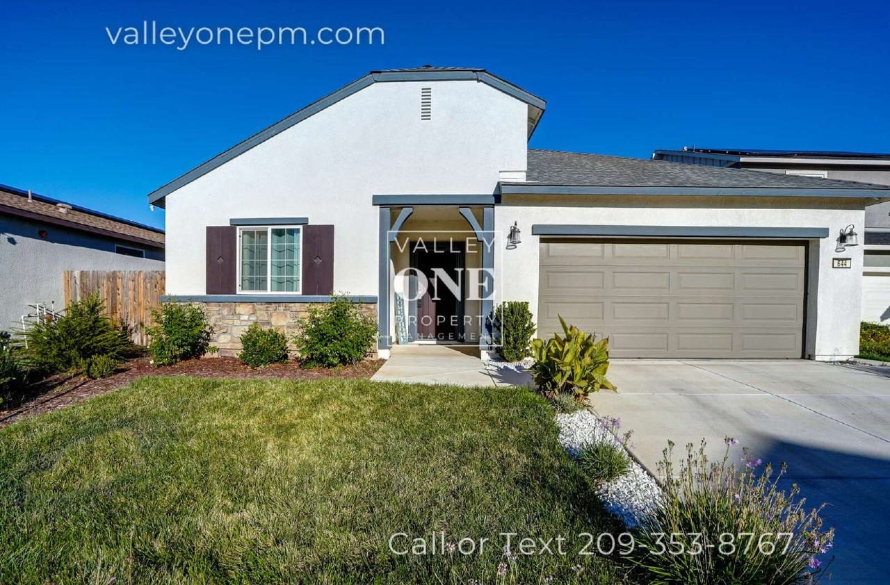 644 Cheshire Drive - Photo 2 of 41