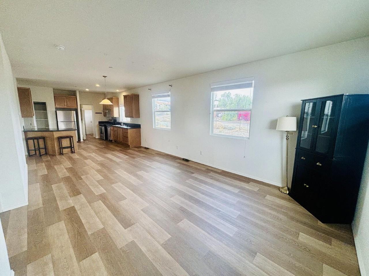 61231 Deronda Ave - Photo 2 of 41