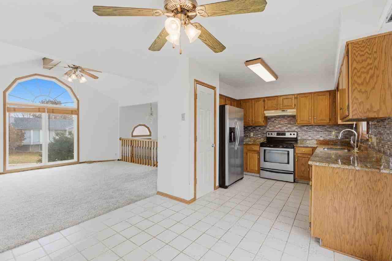 8822 N 83rd St - Photo 6 of 20