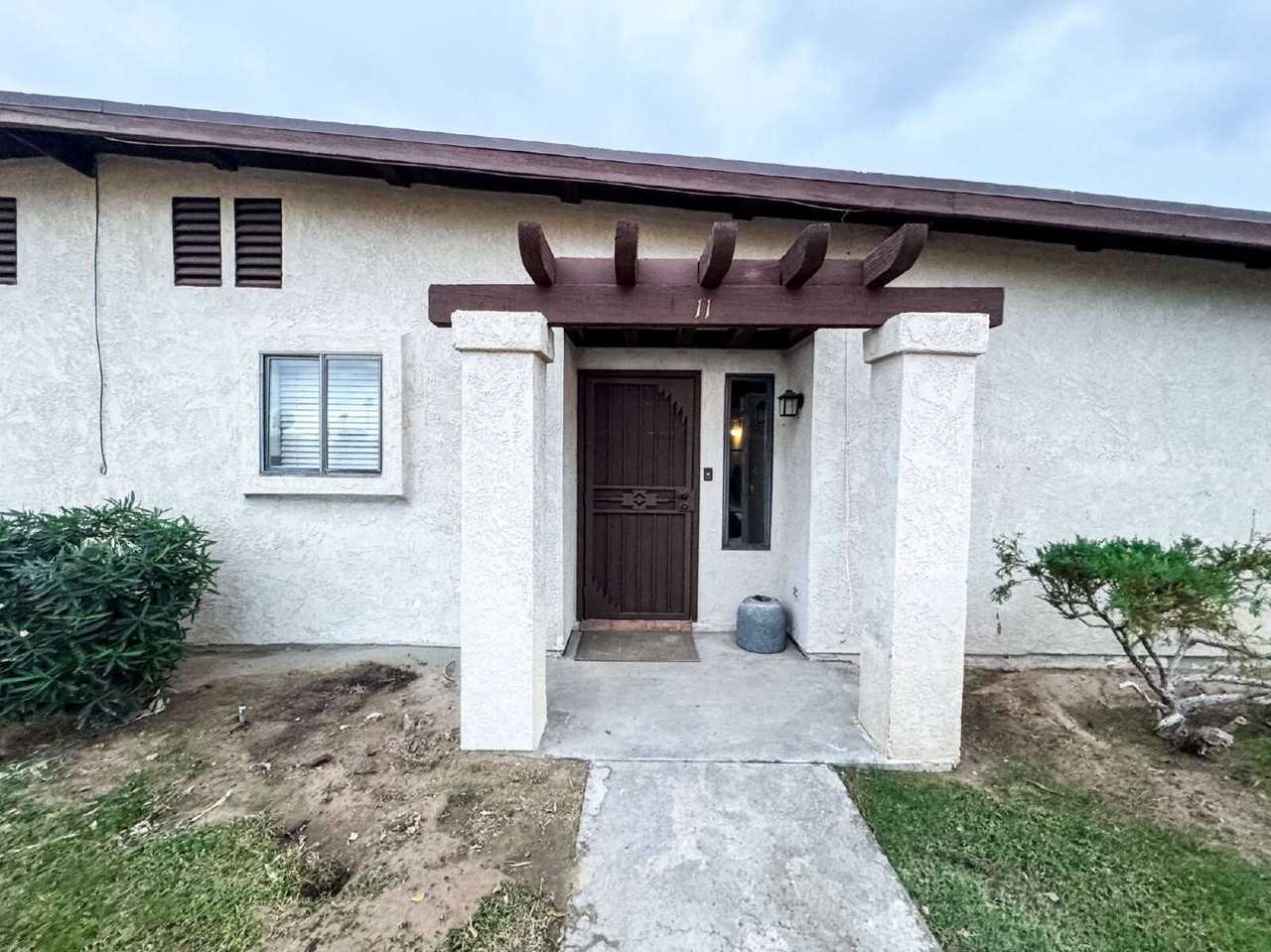 1465 E Laguna Pl Unit 11