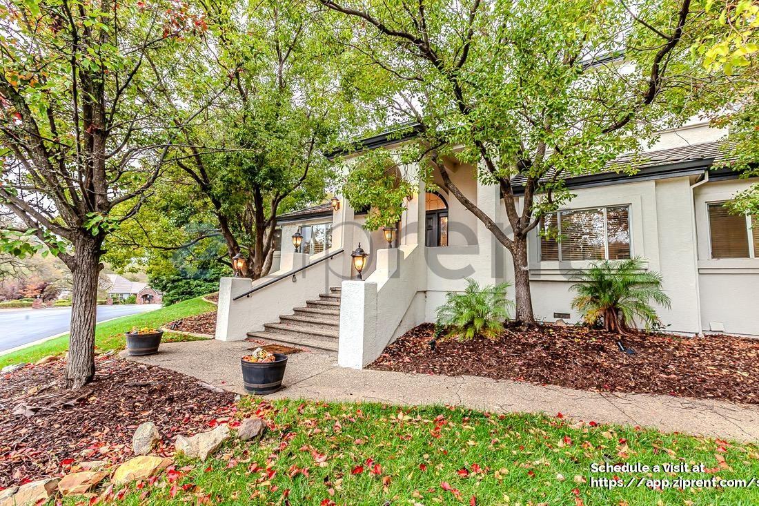 1712 Carnegie Way - Photo 5 of 50