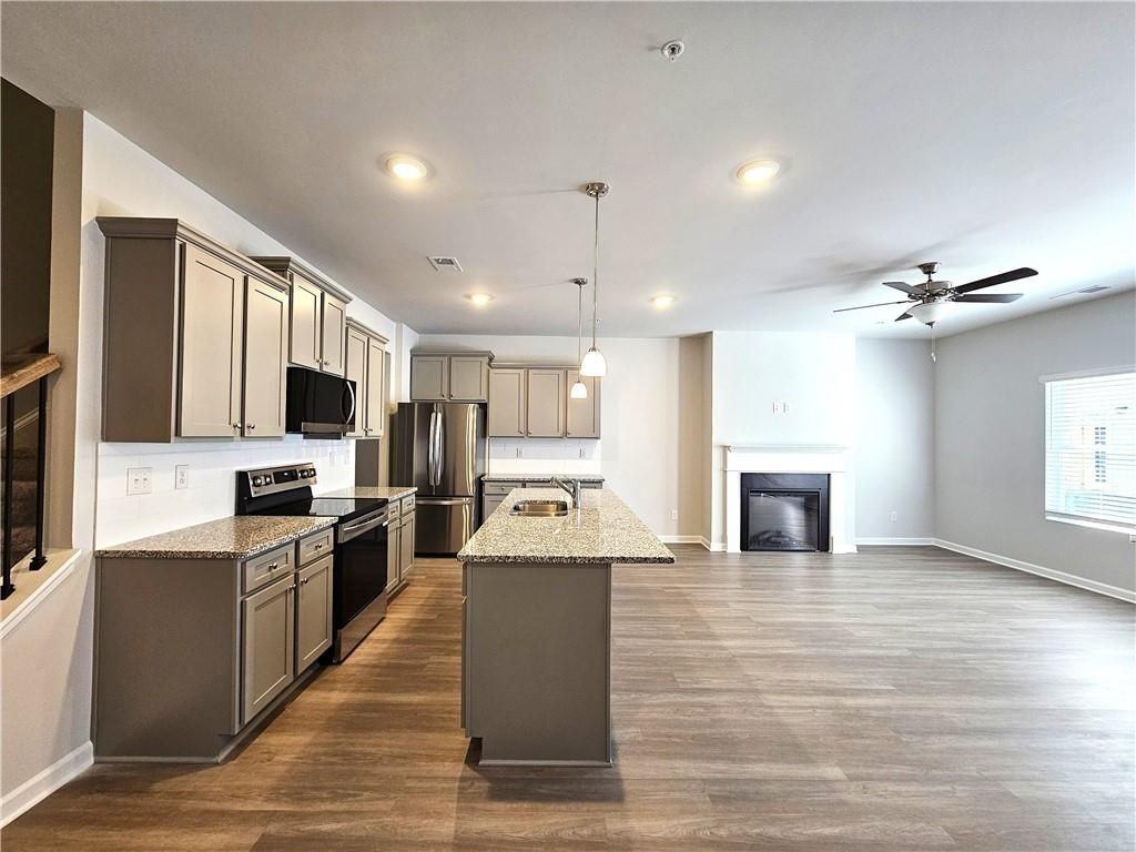 338 Lanier Circle - Photo 4 of 20