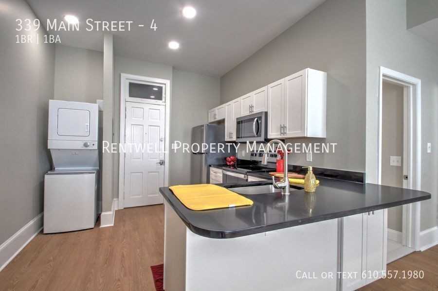 339 Main St #4 - Photo 2 of 7