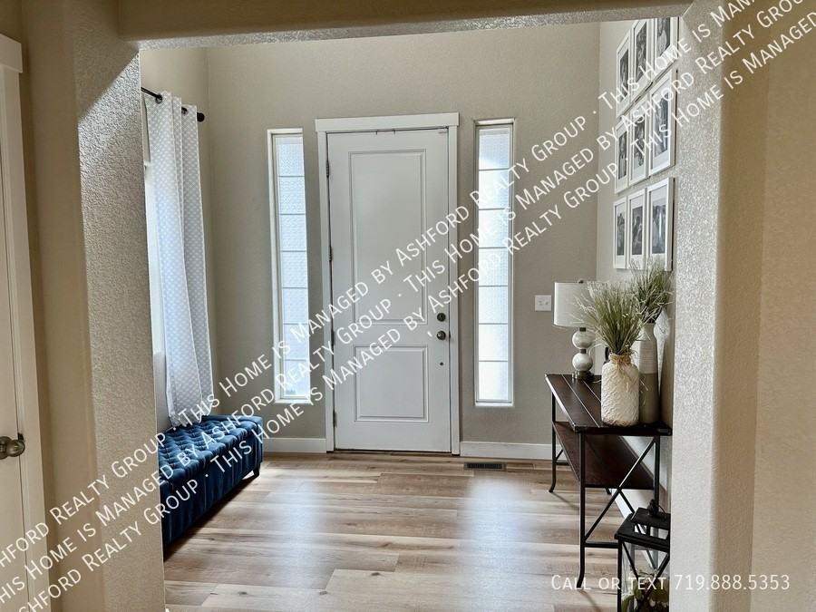 7772 Wagonwood Place - Photo 4 of 36