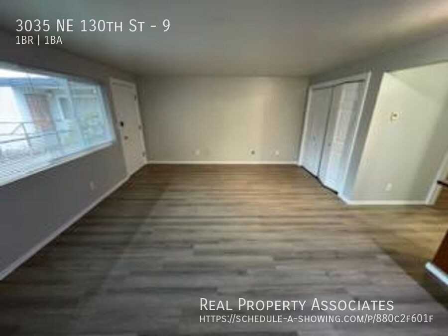 3035 Northeast 130th Street #9 - Photo 4 of 10