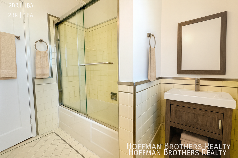 120 N Flores St #4 - Photo 7 of 9