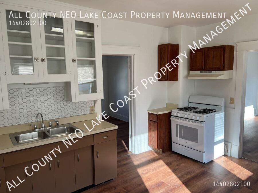 2118 Dowd Avenue #2UP - Photo 3 of 7