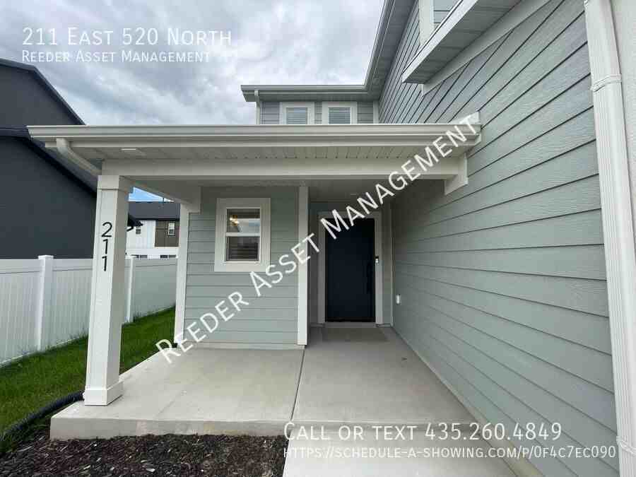 211 E 520 N - Photo 3 of 27