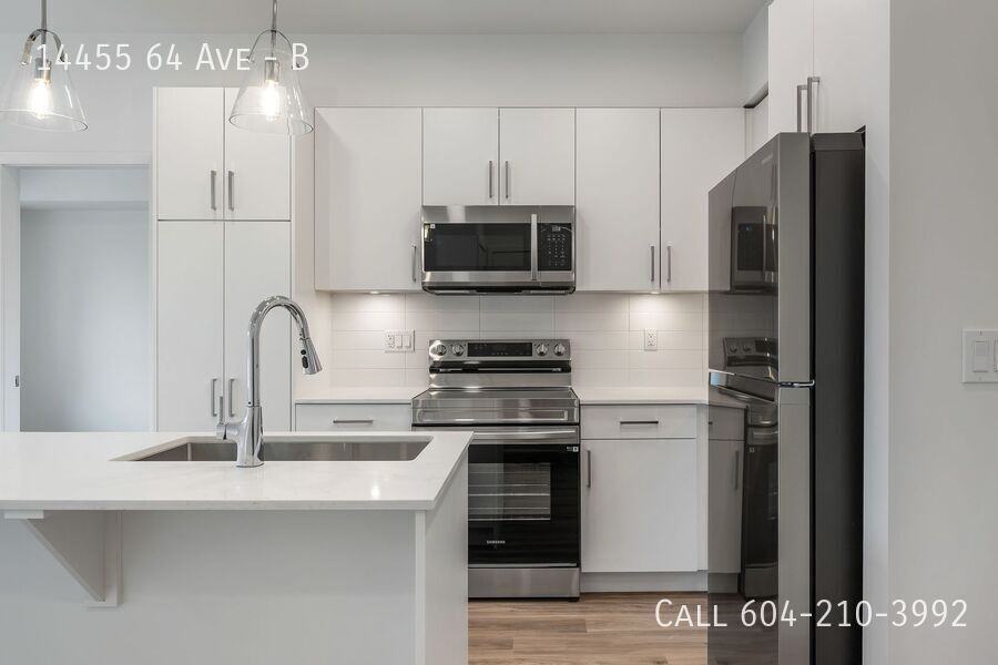 14455 64 Ave #B - Photo 3 of 28