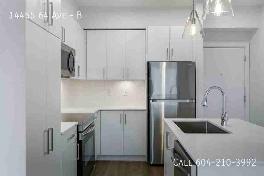 14455 64 Ave #B - Photo 4 of 28