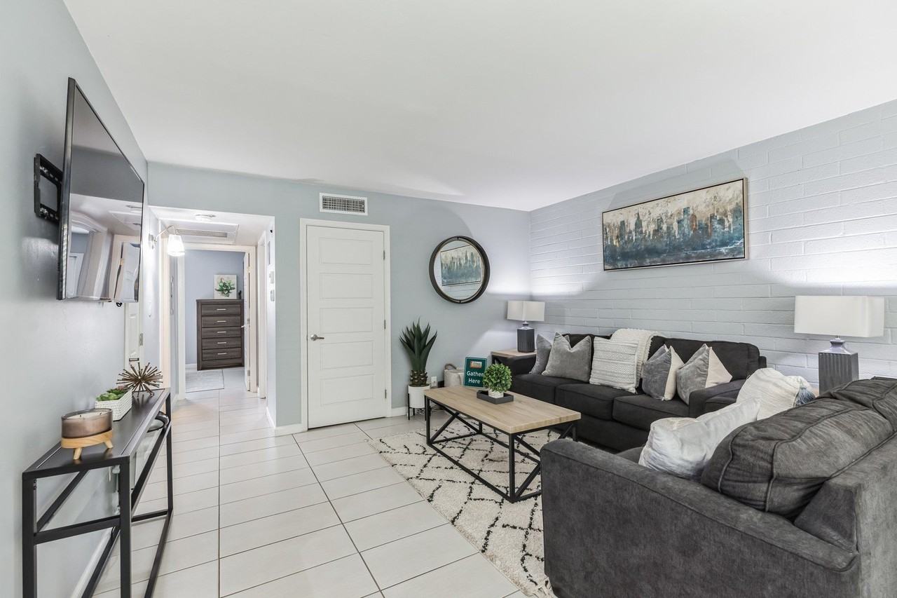 Urban Connected - Photo 3 of 23