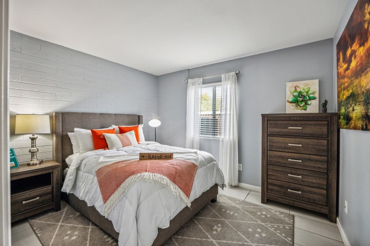 Urban Connected - Photo 6 of 23