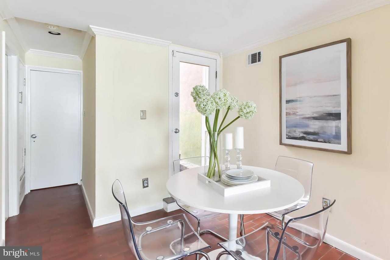 308 11th Street Southeast #2