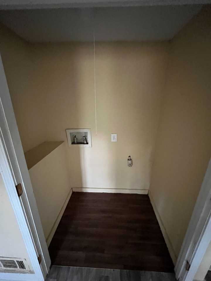 2862 Oak Forest Dr - Photo 5 of 13