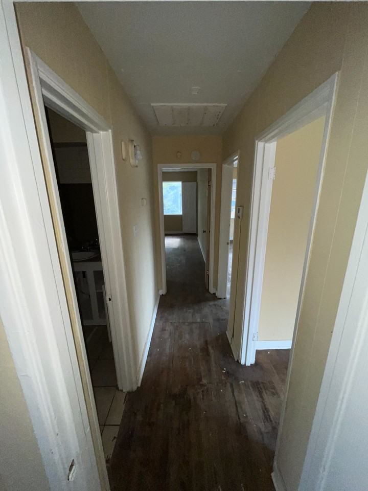 2862 Oak Forest Dr - Photo 6 of 13