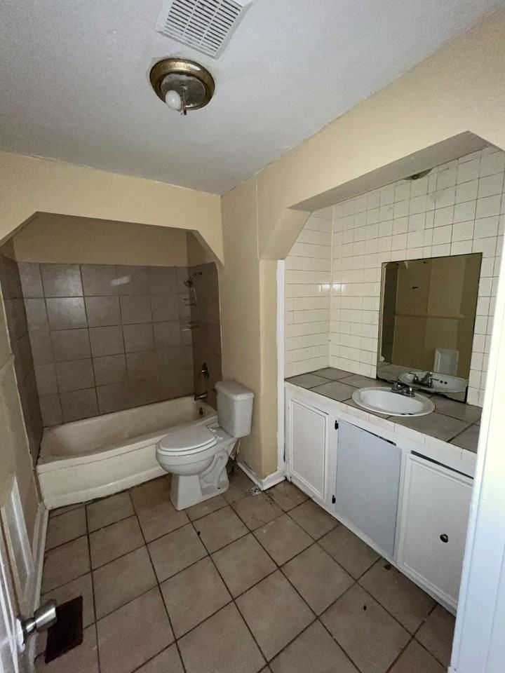 2862 Oak Forest Dr - Photo 7 of 13