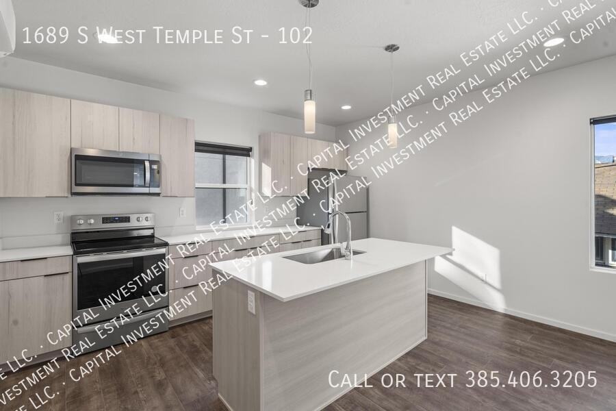 1689 South West Temple #102 - Photo 7 of 28