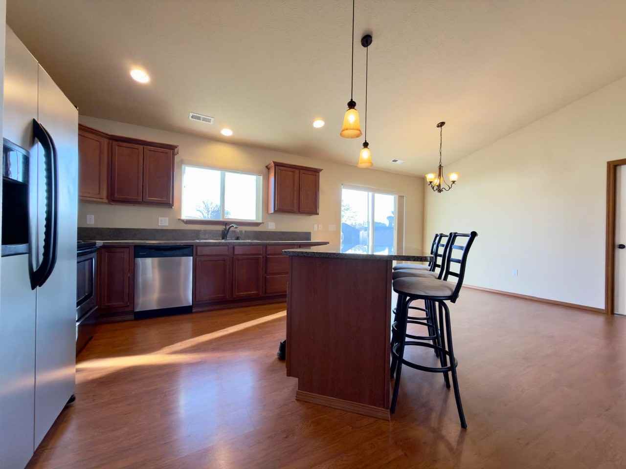 1316 N Robie Ln - Photo 7 of 18