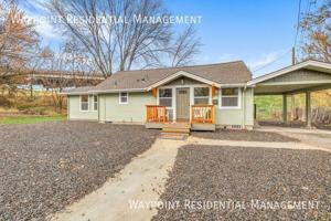 featured image of 2989 S Ivy St