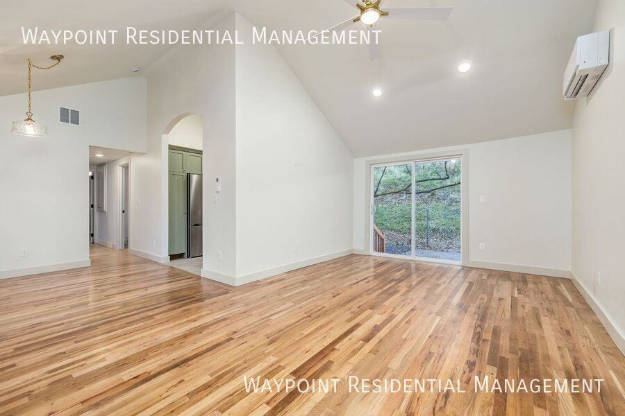 2989 S Ivy St - Photo 5 of 34