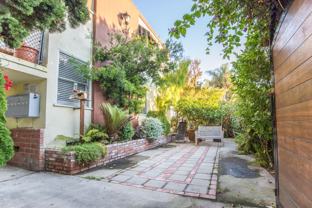 25 19th Ave #E - Photo 1 of 1