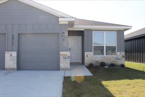 featured image of 2917 Quail Ridge Ln #B