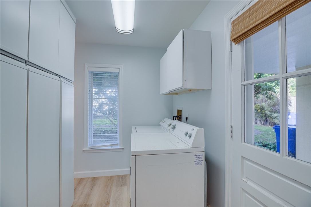 953 E Causeway Blvd #953 - Photo 2 of 19