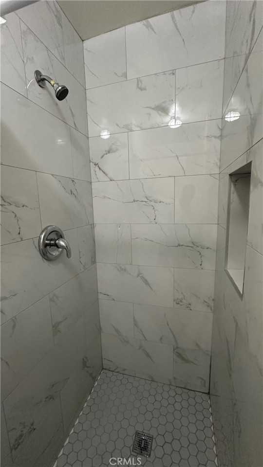 512 N Marguerita Ave #512A - Photo 3 of 10