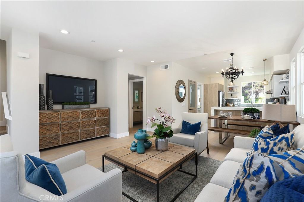 32 Spyglass Ave #32 - Photo 6 of 50