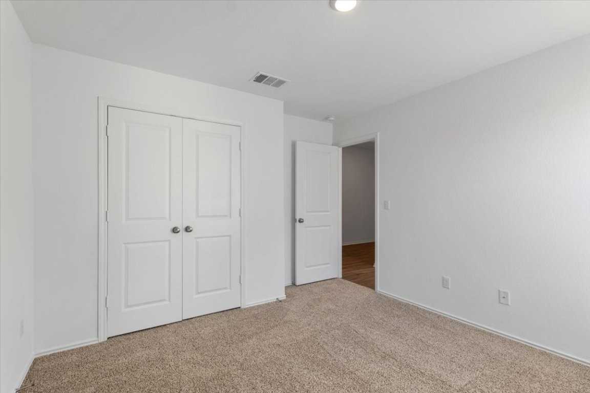 425 Escondido Cir #425 - Photo 3 of 31