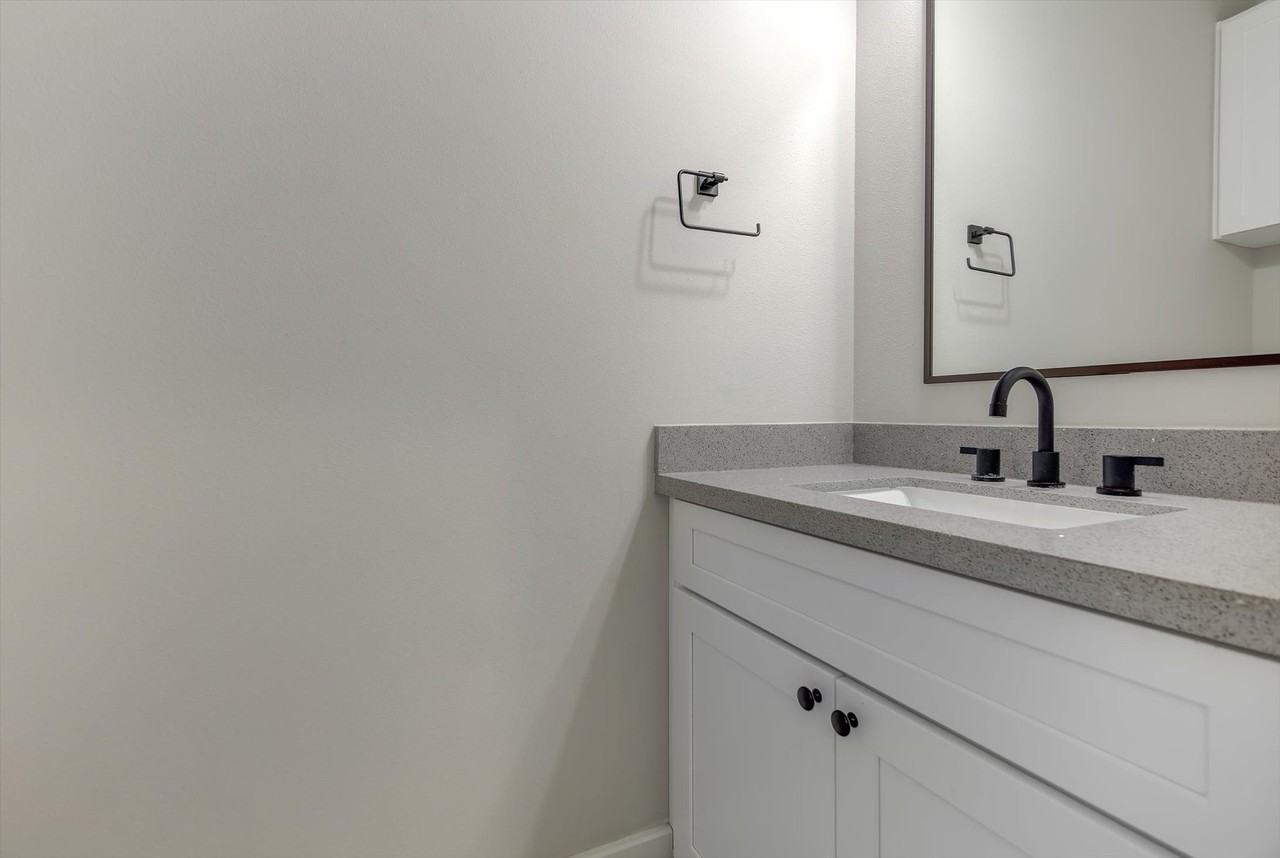 1329 Buescher Dr #1329 - Photo 3 of 36