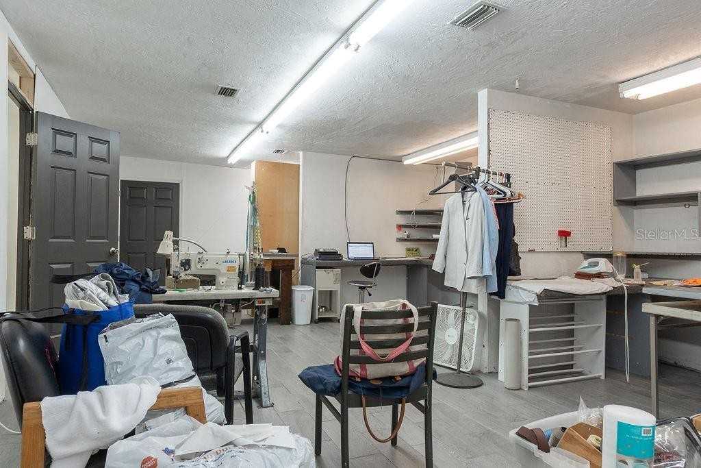 209 S Florida Ave #209 - Photo 2 of 24