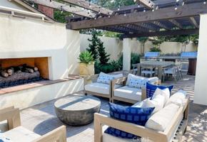 featured image of 17 Bedford Court #17