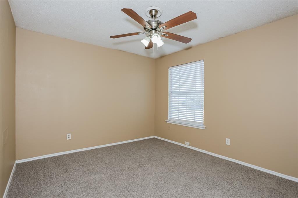 2716 Hemingway Drive #2716 - Photo 5 of 17