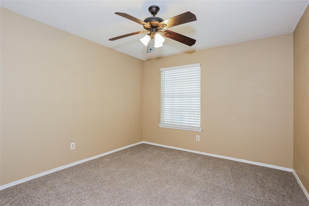 2716 Hemingway Drive #2716 - Photo 6 of 17