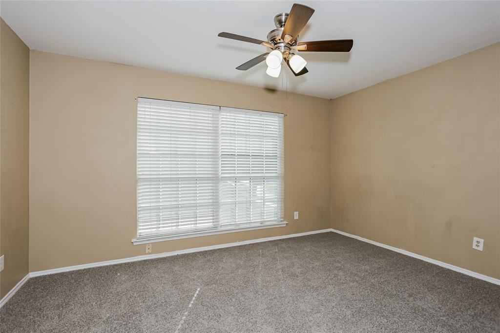 2716 Hemingway Drive #2716 - Photo 7 of 17