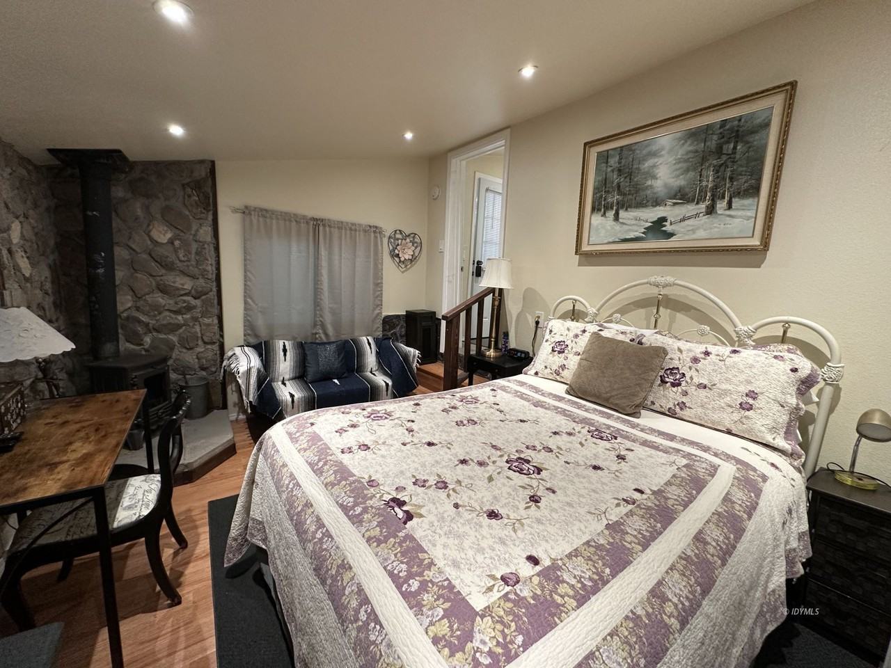 55045 Strong Dr #55045B - Photo 4 of 10